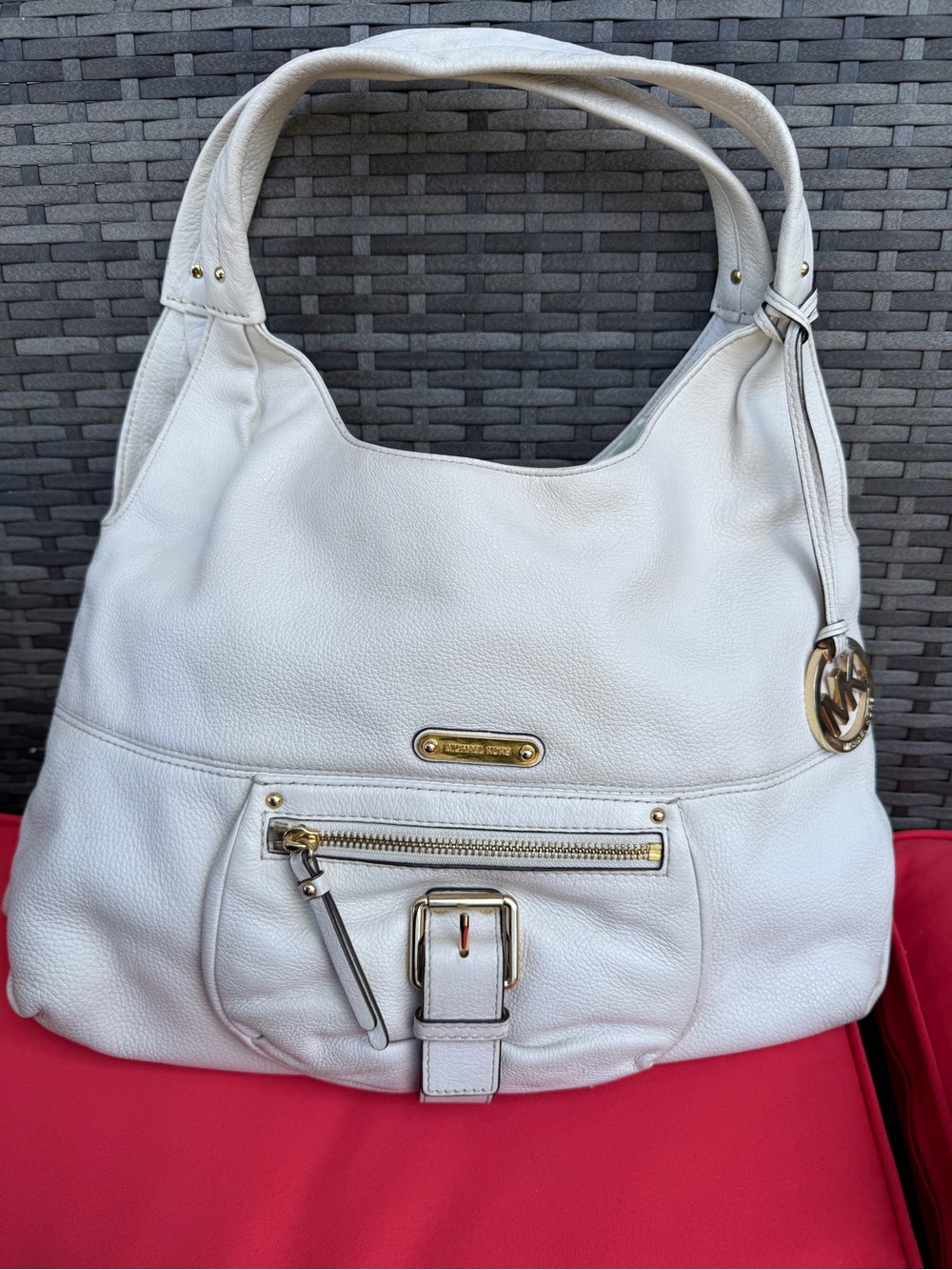 Michael Kors Austin Hobo shoulder bag, ivory pebbled leather gold-tone hardware